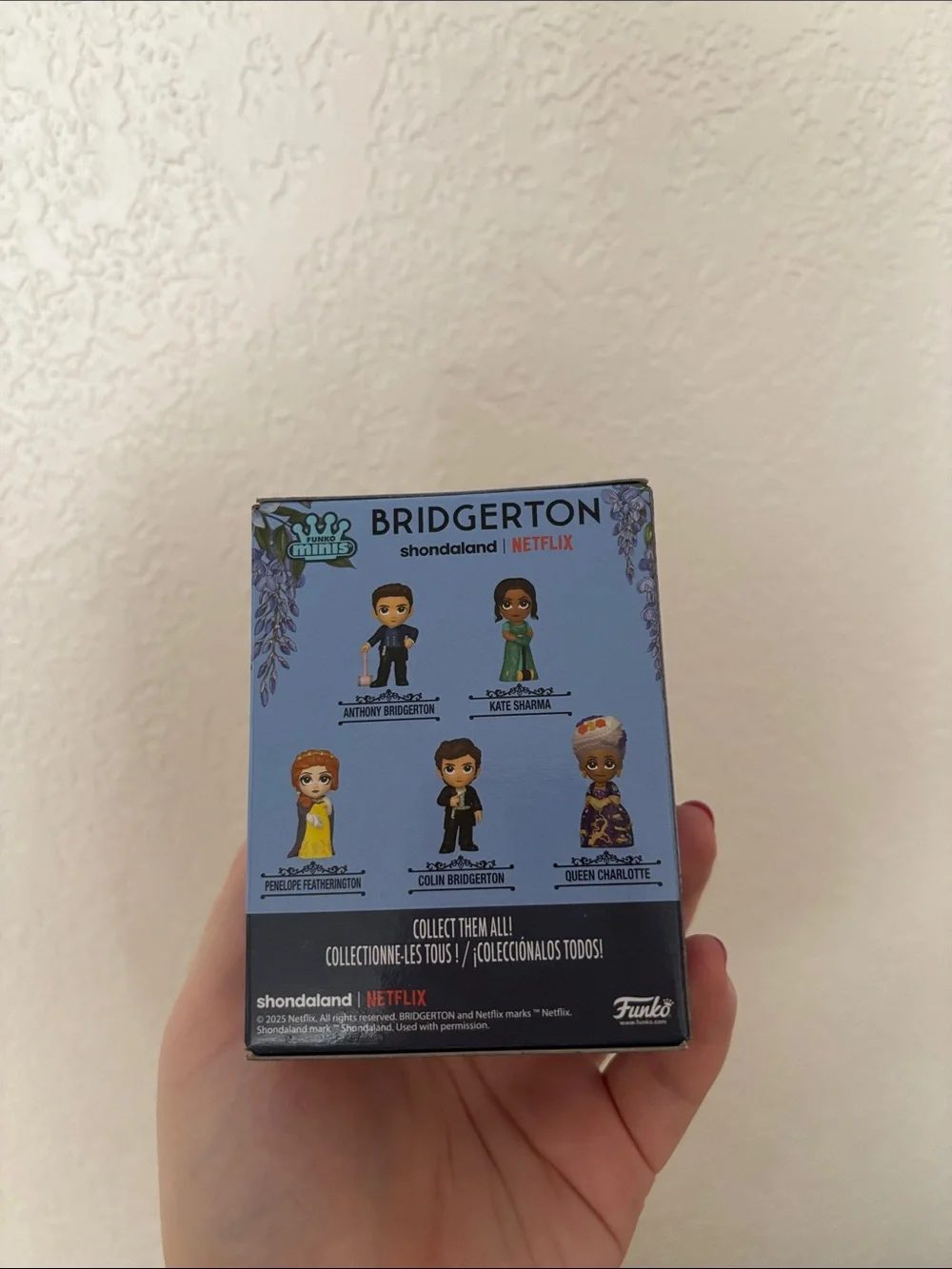 Funko Bridgerton Mini Figure- Queen Charlotte - Picture 4 of 4